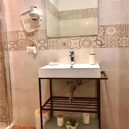 Al Vecchio Arco Borgo Antico Bed & Breakfast 3*