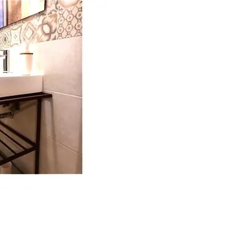 Al Vecchio Arco Borgo Antico B&B